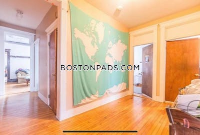 Allston Deal Alert! Spacious 4 Be 1 Bath apartment in Glenville Ave Boston - $5,400