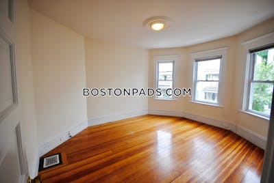 Dorchester Apartment for rent 4 Bedrooms 1.5 Baths Boston - $3,700 50% Fee