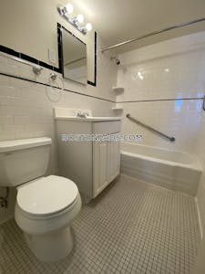 Brookline 1 Bed 1 Bath BROOKLINE- LONGWOOD AREA $2,450  Longwood Area - $3,200