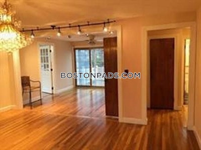 Brookline 3 Beds 3 Baths  Chestnut Hill - $5,500