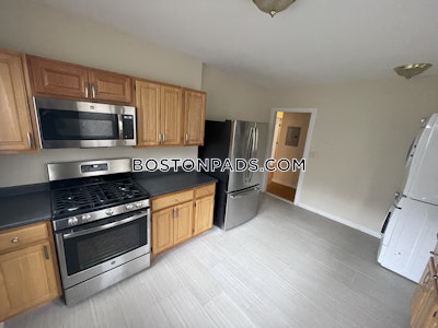 Dorchester Spacious 3 Bed 1 Bath available NOW on Park View St in Dorchester! Boston - $3,100