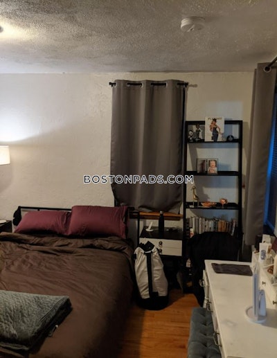 North End 1 Bed, 1 Bath Unit Boston - $2,630