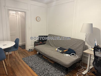 Brookline 1 Bed 1 Bath  North Brookline - $2,350