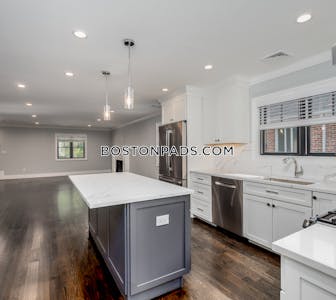 Brookline 6 Beds 3 Baths  Chestnut Hill - $7,200