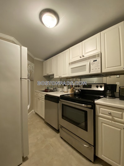 Back Bay 1 Bed 1 Bath Boston - $2,600 No Fee