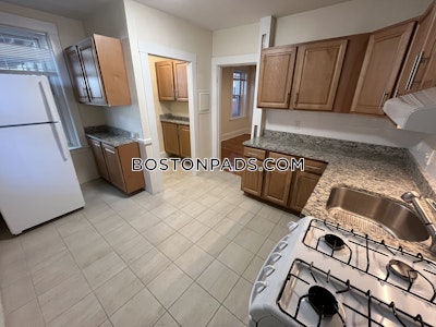 Allston 3 Beds 1 Bath Boston - $3,600