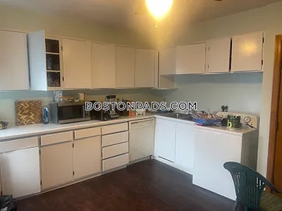 Medford 4 Bed 1 Bath MEDFORD  Tufts - $4,400