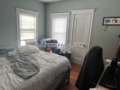 Medford Apartment for rent 2 Bedrooms 1 Bath  Tufts - $2,700