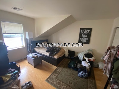 Lower Allston Nice 4 Bed 2 Bath available NOW on Raymond St. in Allston  Boston - $5,000 No Fee