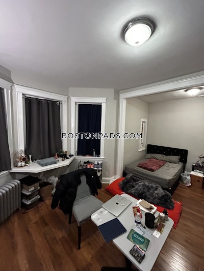 Allston Apartment for rent 2 Bedrooms 1 Bath Boston - $3,150